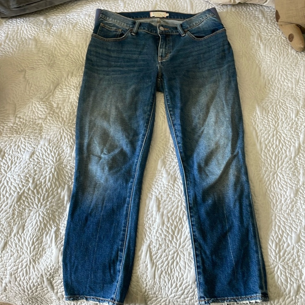 Hatch boyfriend maternity jeans. Lightly worn a few times. In great condition.